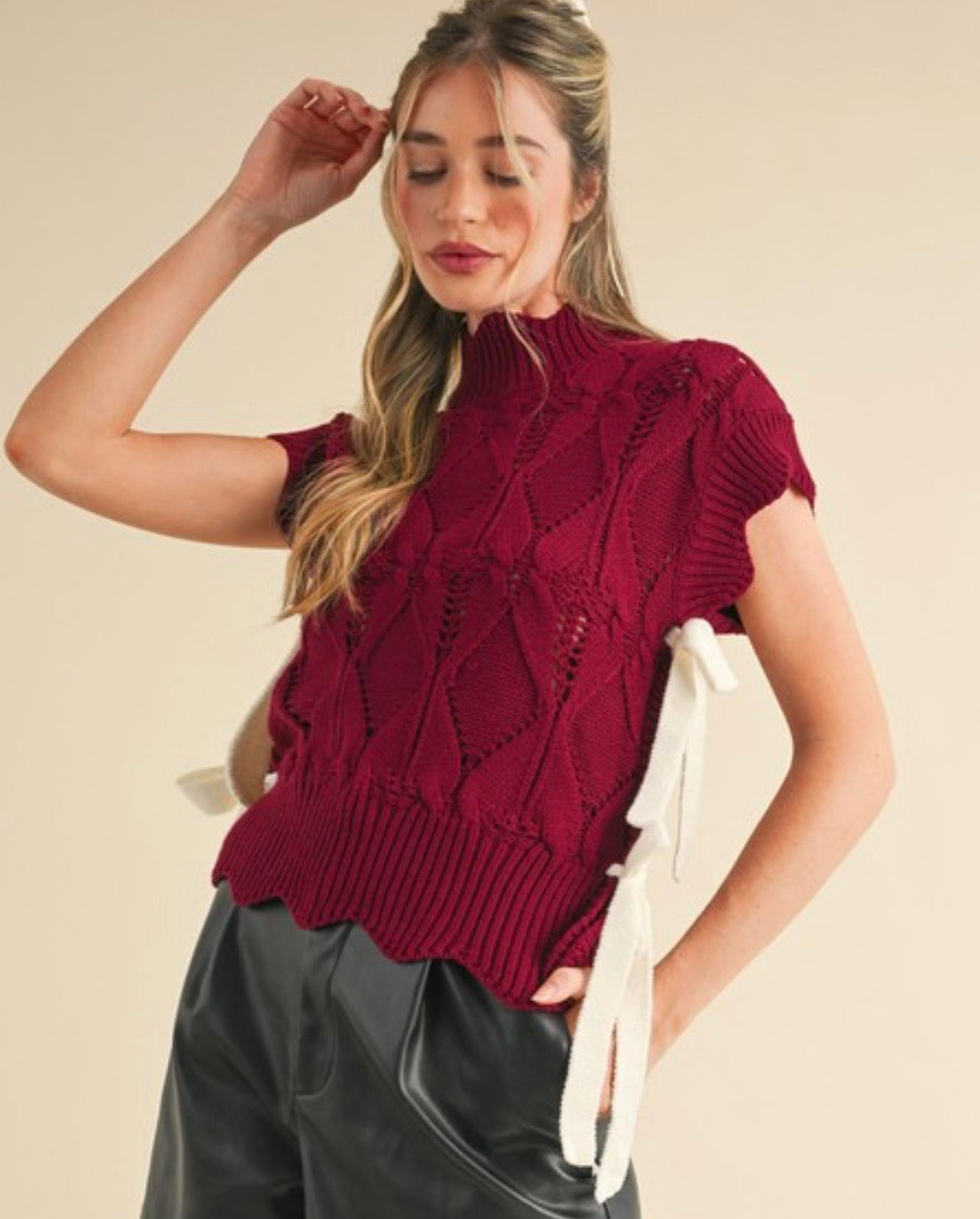 Scarlet Bow Knit