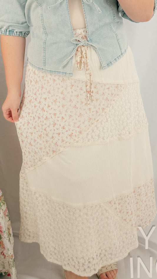 Dainty Flowers Skirt
